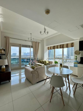 Apartment 1 bedroom in the heart of business Bay